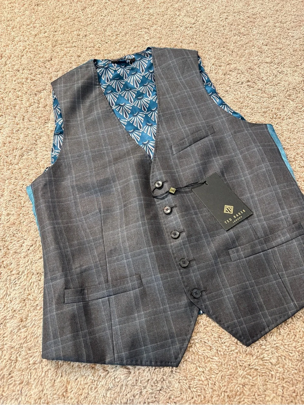 NWT Ted Baker Men's Waistcoats vests Plaid Dress Vest Size 38R